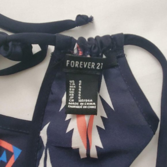 Forever 21 Women's Halter High Neck Backless Geometric Print Mini Dress Small - Picture 13 of 15